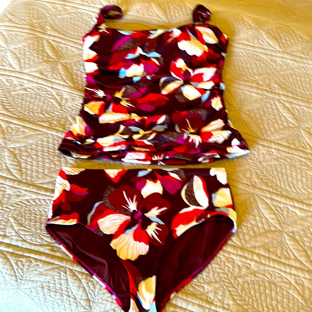 Athleta Tankini